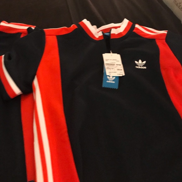 Addis Tops - Picture 3 of 3